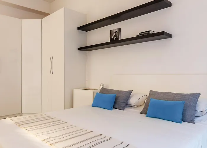 Zuara Flexyrent Apartment